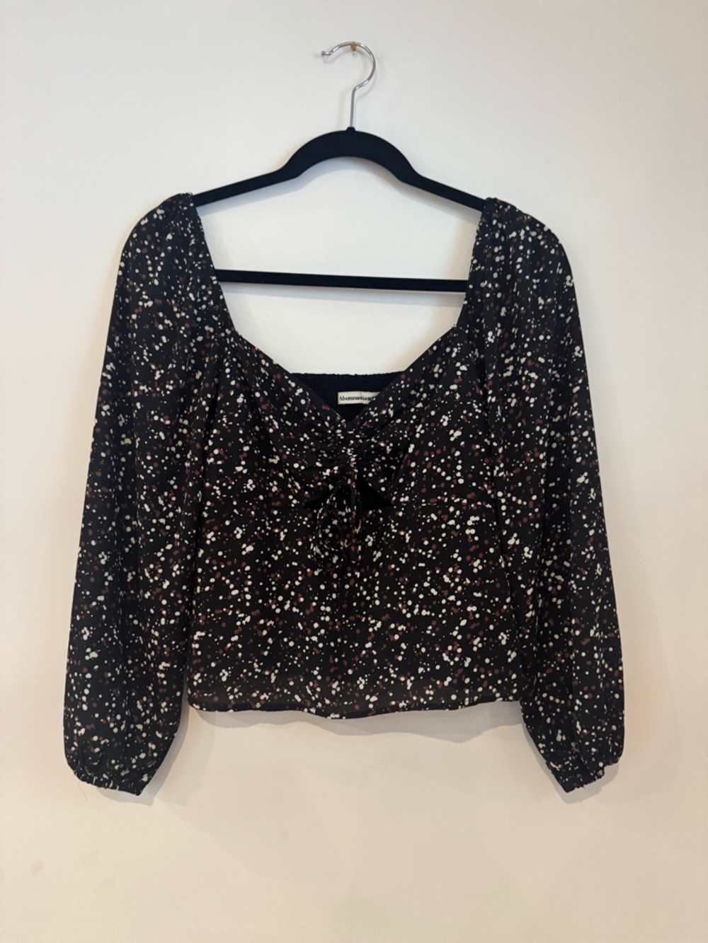 Abercrombie & Fitch Womens Black Long Sleeve Cinched Front Cut Out Top Size S